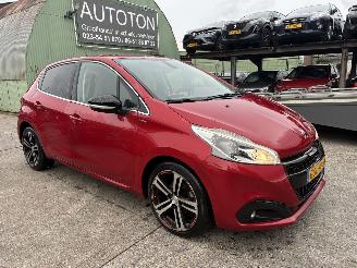 Unfallwagen Peugeot 208 1.2 81KW GT-Line Clima Navi Camera Led 2017/9