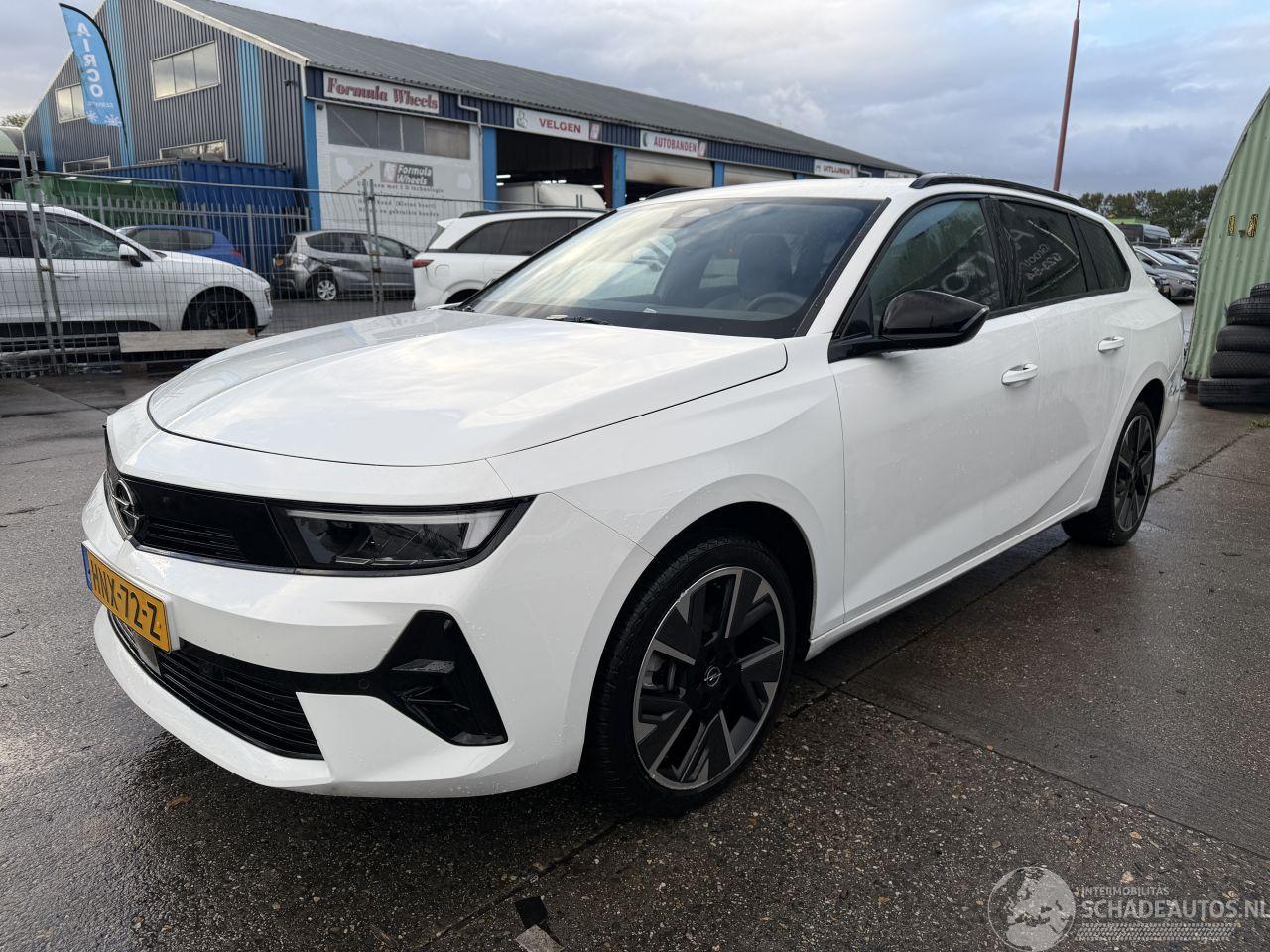 Opel Astra 54 kWh 115KW Autom. Clima Navi Electric NAP