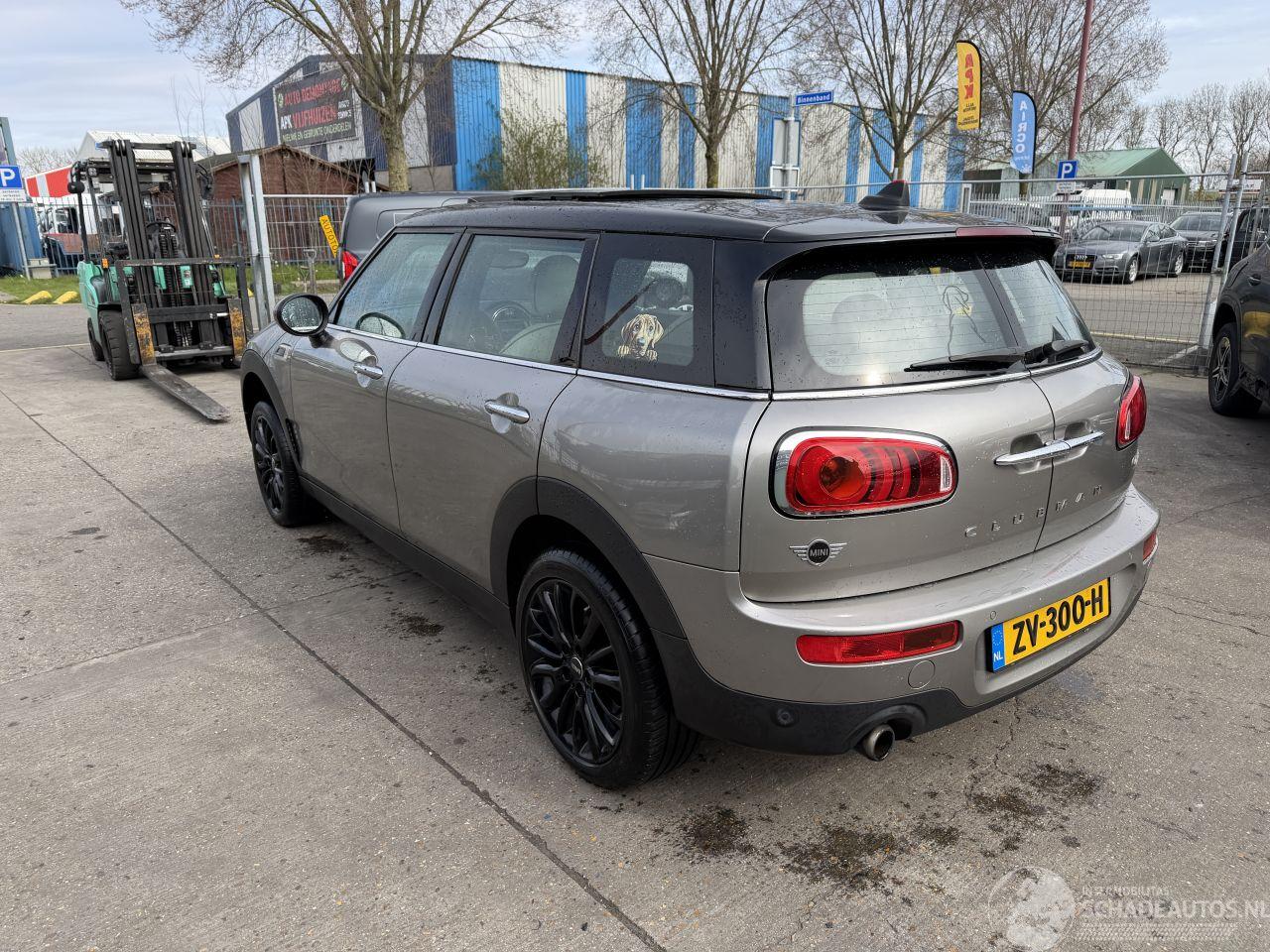 Mini Clubman 1.5 100KW Autom. Pano Clima Navi Led Cooper Business