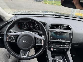 Jaguar F-Pace 2.0T 184KW Autom. AWD Clima Navi Led Xenon Portfolio picture 8