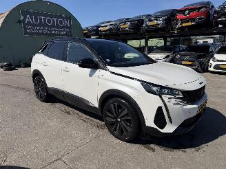 Damaged car Peugeot 3008 1.2 96KW GT Clima Navi Led 360 Camera NAP 2022/5