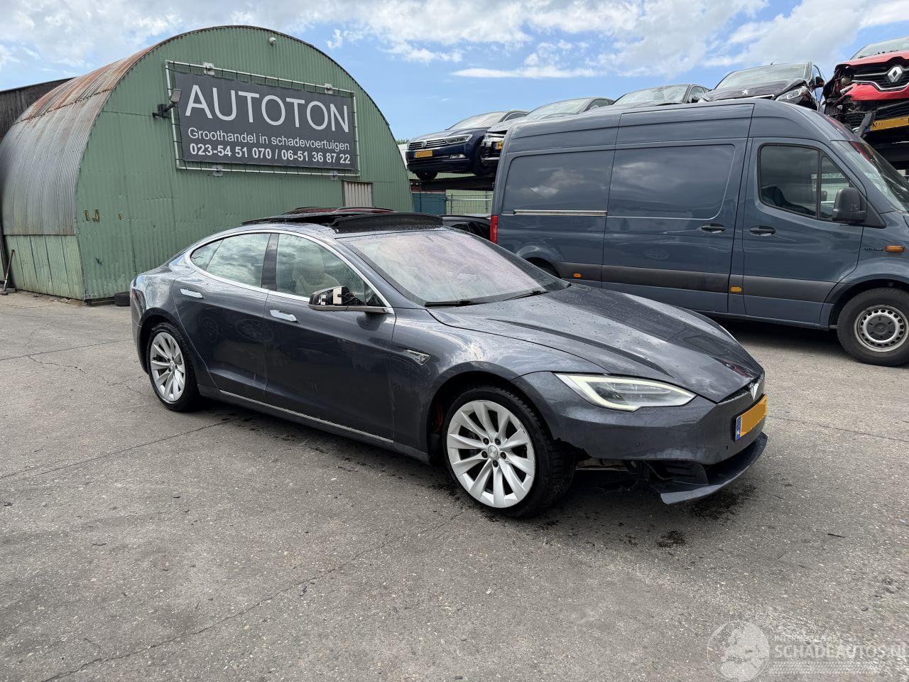 Tesla Model S 90D 310KW Pano Clima Navi Base Camera