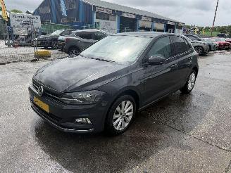 Damaged car Volkswagen Polo 1.0 TSI 70KW Highline Clima 5-Drs NAP 2018/3