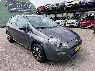 škoda osobní automobily Fiat Punto Evo 0.9 Twinair 63KW Airco Pop 5-Deurs NAP 2012/4