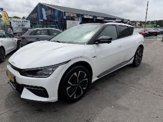 uszkodzony samochody osobowe Kia EV6 77.4 kWh 168KW GT-Line Pano Clima Navi HUD 360 Camera NAP 2021/12