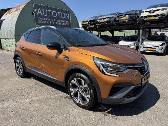 damaged passenger cars Renault Captur 1.6 E-Tech Autom. Hybrid R.S. Line Clima Navi Camera Led NAP 2022/1