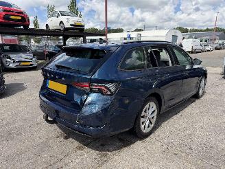 Skoda Octavia 1.0 TSI 81KW Clima Navi Led Virt. Dash Keyless Business Edition NAP picture 3