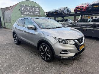 škoda osobní automobily Nissan Qashqai 1.6 Tekna 120KW Pano Clima Navi 360Camera Xenon NAP 2018/10