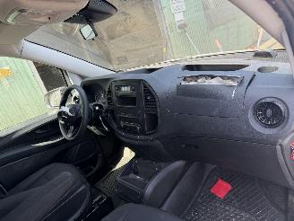 Mercedes Vito 116CDI 120KW 8-Pers  Automaat Tourer Lang Airco Pro NAP picture 6