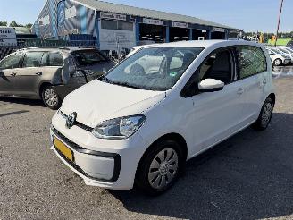 Volkswagen Up! 1.0 44KW Airco Move Up 5-Deurs NAP picture 2