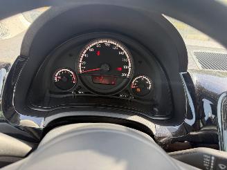 Volkswagen Up! 1.0 44KW Airco Navi Move Up 5-Drs NAP picture 10