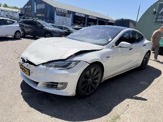 Avarii autoturisme Tesla Model S 75D 245KW Pano Clima Navi Led 2017/12