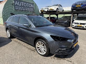 skadebil auto Seat Leon 2.0 TDI FR 110KW Autom. Pano Clima Navi Sportstourer Launch Edition 2021/2