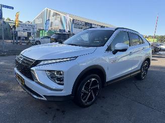 Damaged car Mitsubishi Eclipse Cross 2.4 PHEV 72KW Intense Autom. Clima Navi Led NAP 2023/9