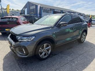 Schadeauto Volkswagen T-Roc 1.0 TSI 81KW R-Line Clima Navi Led Camera Facelift NAP 2023/1