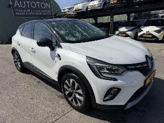 Renault Captur 1.3 TCE Autom. 96KW Clima Navi Camera Led Intens NAP picture 1