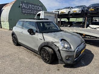 Avarii autoturisme Mini One 1.2 Autom. 75KW Pano Navi Clima Business NAP 2015/8