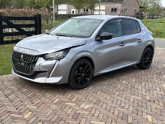 Unfallwagen Peugeot 208 Allure 2023/5