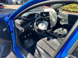 Peugeot 208 GT picture 15