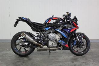 démontage motocyclettes  BMW  M 1000 R 2024/1