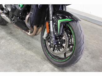 Kawasaki  ZH2 picture 12
