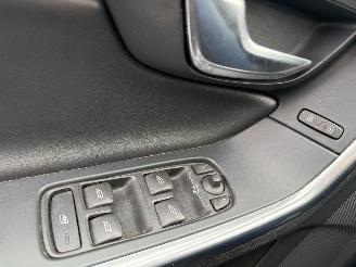 Volvo V-60 2.4 D6 AWD Hybride  R Design picture 9