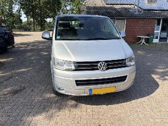 Unfallwagen Volkswagen Multivan 2.0 204 PK 4x4 2011/12