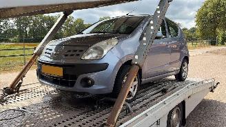 uszkodzony samochody osobowe Nissan Pixo  2009/9