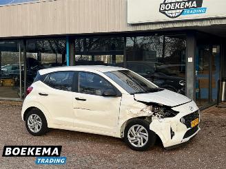 krockskadad bil auto Hyundai I-10 1.0 i-Drive 2022/2