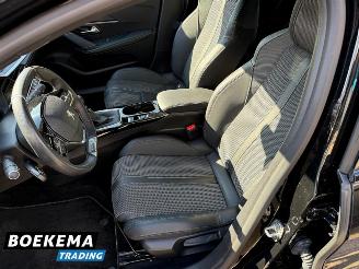 Peugeot 208 1.2 PureTech GT-Line Navigatie Clima Keyless Lane-Ass picture 13