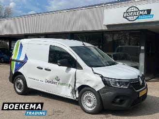 skadebil bedrijf Renault Kangoo 1.5 DCI 75 Comfort Navigatie Airco Schuifdeur Cruise PDC 2023/12