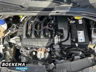 Citroën C3 1.2 PureTech Plus Navigatie Climate picture 14