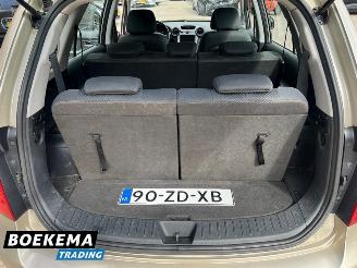 Kia Carens 2.0 CVVT X-ecutive 7p. Aut. Navigatie Climate Cruise picture 20