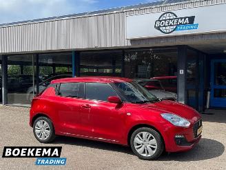 krockskadad bil auto Suzuki Swift 1.2 Select Smart Hybrid Navigatie Airco Cruise Stoelverw. 2020/7