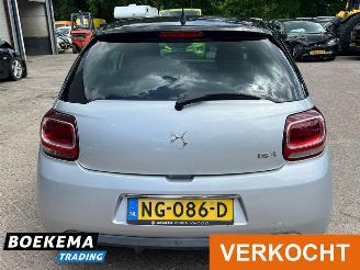 Citroën DS3 1.2 PT So Chic Automaat Climate Cruise picture 10