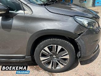 Peugeot 2008 1.2 PT Allure Navigatie Stoelverw. Climate Cruise picture 9