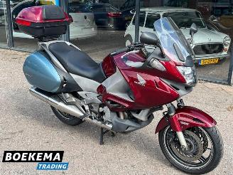 Honda NT 700 Deauville ABS picture 2