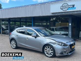 krockskadad bil auto Mazda 3 2.0 GT-M Navigatie Bose Keyless HUD Leer Stoelverw. 2014/5
