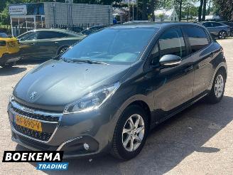 Peugeot 208 1.2 PureTech Allure Navigatie Airco Cruise PDC picture 4