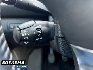 Peugeot 308 SW 1.2 e-THP Première Pano Navi Clima Cruise picture 23