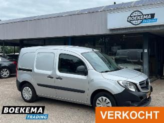 krockskadad bil bedrijf Mercedes Citan 108 CDI 2X schuifdeur Airco 2013/10