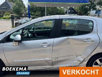 Peugeot 308 1.6 VTi Automaat Glazen-dak Climate Cruise PDC picture 7