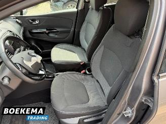 Renault Captur 1.2 TCe Helly Hansen Automaat Navigatie Climate Cruise Camera picture 16