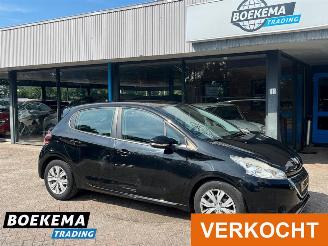 škoda osobní automobily Peugeot 208 1.2 e-VTi Automaat Cruise Airco 2013/11
