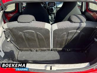 Toyota Aygo 1.0 VVT-i x-play Airco Camera Cruise Carplay picture 19