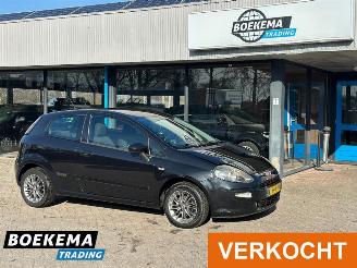 krockskadad bil auto Fiat Punto Evo 1.2 Pop Airco Stuurwielbediening Media 2011/12