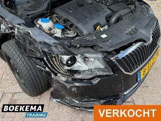 Skoda Superb Combi 1.6 TDI Ambition Business Xenon Navigatie Clima Stoelverw. picture 13