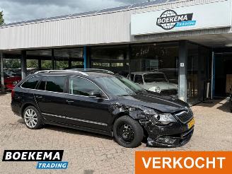 skadebil auto Skoda Superb Combi 1.6 TDI Ambition Business Xenon Navigatie Clima Stoelverw. 2014/1