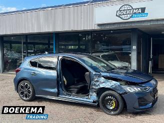 krockskadad bil auto Ford Focus 1.0 Hybrid ST Line Keyless LED Climate Navi Cruise PDC 2023/9