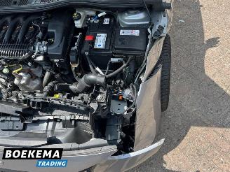 Peugeot 208 1.2 PureTech Blue Lease Navigatie Airco Cruise picture 9